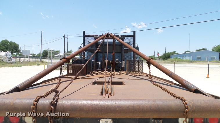 image for item DA6793 2005 Freightliner Business Class M2 winch truck