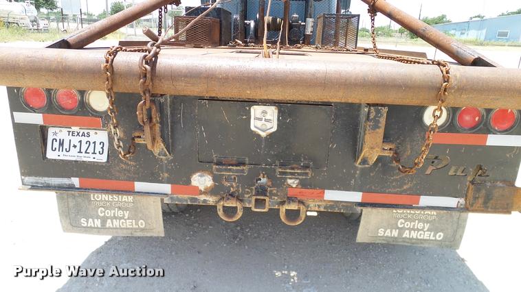 image for item DA6793 2005 Freightliner Business Class M2 winch truck