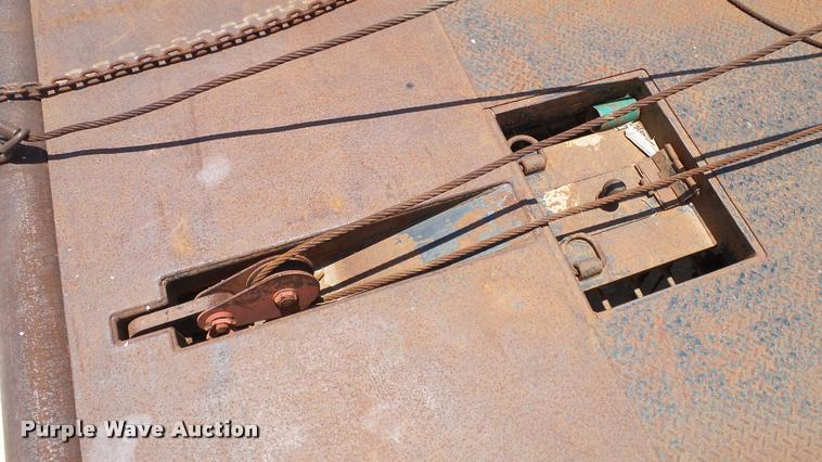 image for item DA6793 2005 Freightliner Business Class M2 winch truck