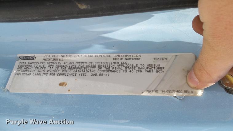 image for item DA6793 2005 Freightliner Business Class M2 winch truck