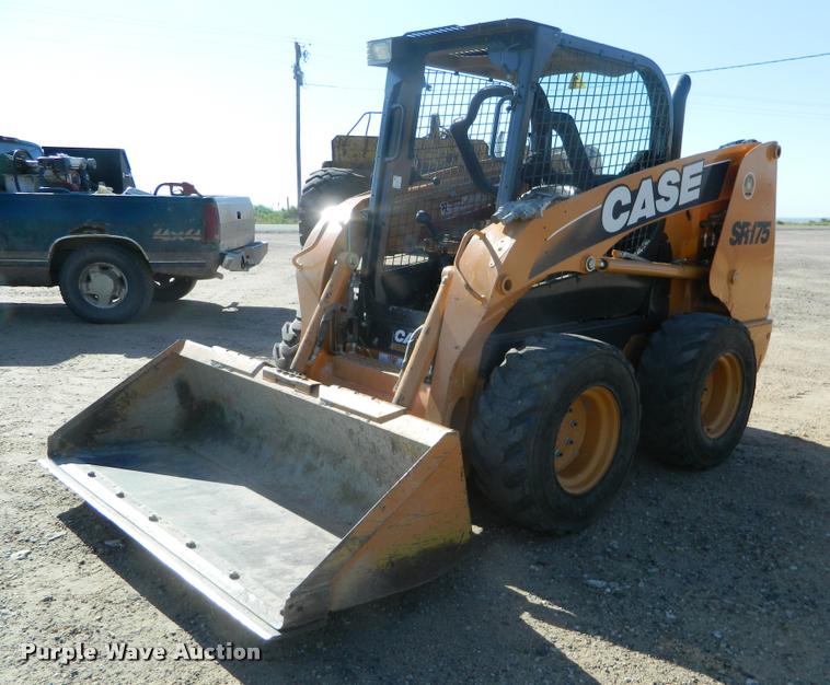 image for item DB1043 2011 Case SR175 skid steer