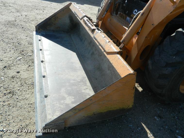 image for item DB1043 2011 Case SR175 skid steer