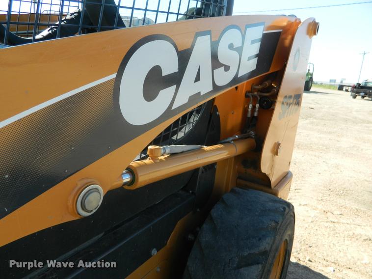 image for item DB1043 2011 Case SR175 skid steer