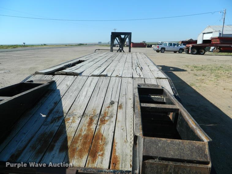 image for item DB1047 2004 Belshe equipment trailer