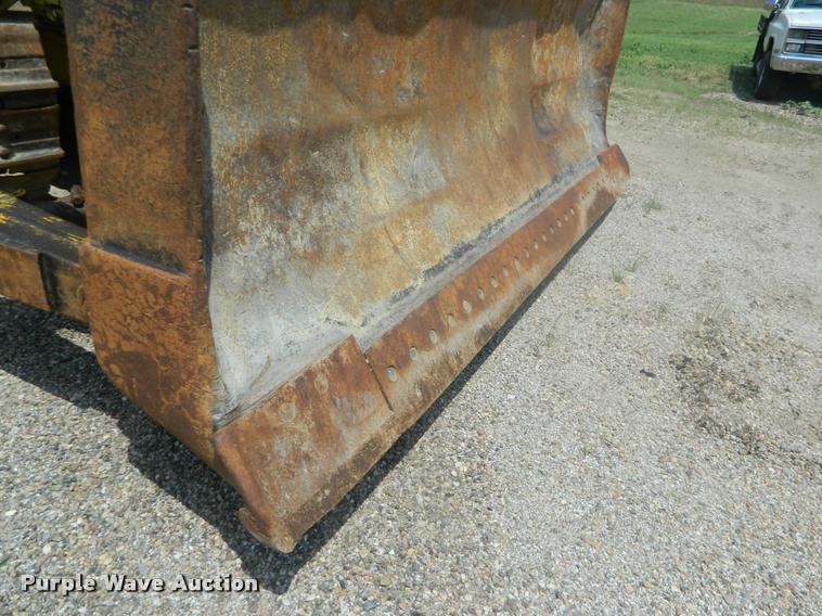 image for item DB1052 Allis Chalmers HD16 dozer