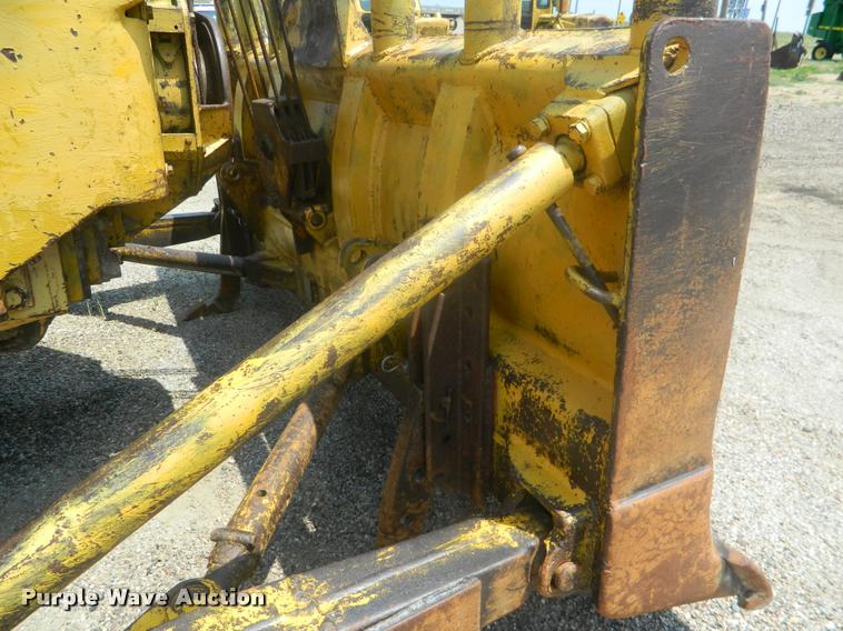 image for item DB1052 Allis Chalmers HD16 dozer