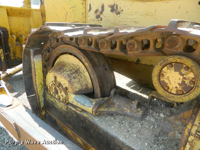 image for item DB1052 Allis Chalmers HD16 dozer
