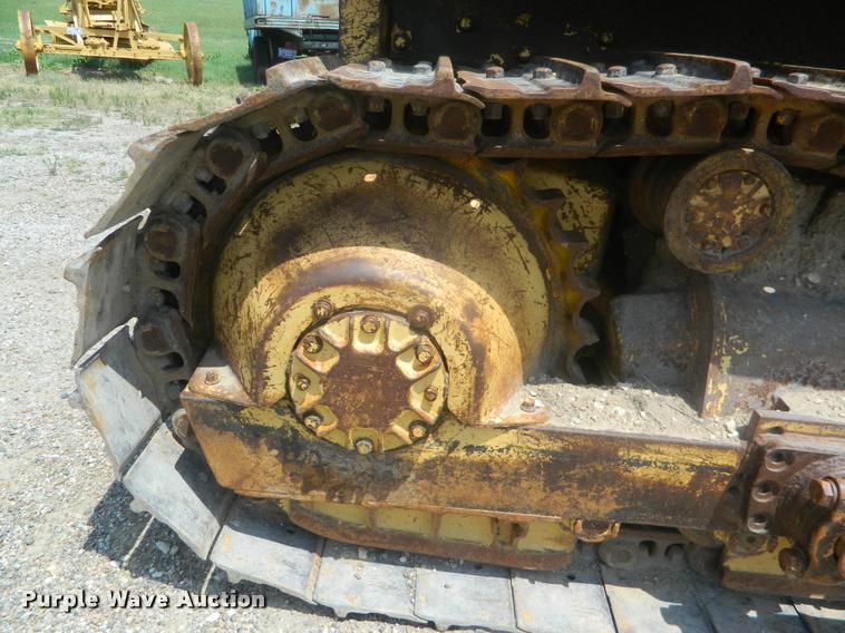 image for item DB1052 Allis Chalmers HD16 dozer