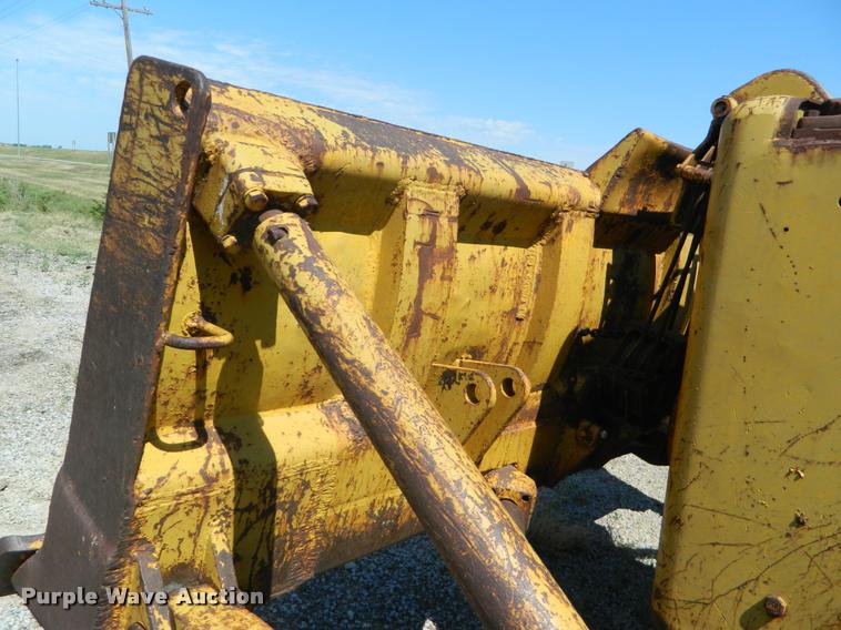 image for item DB1054 1958 Caterpillar D7C dozer