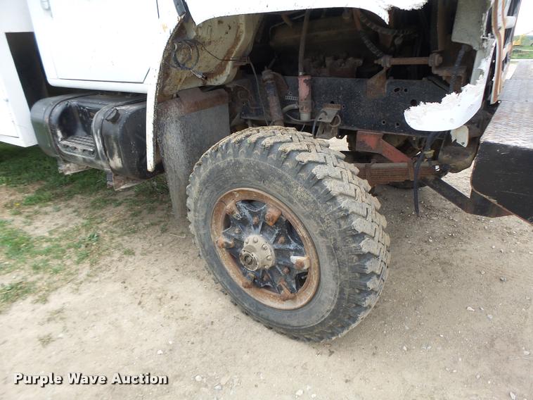 image for item DB1308 1980 International 1854 service truck