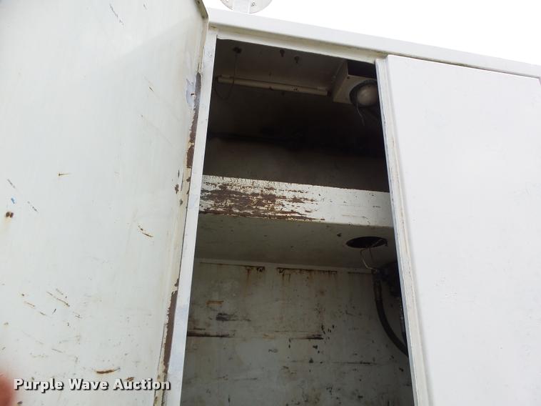 image for item DB1308 1980 International 1854 service truck