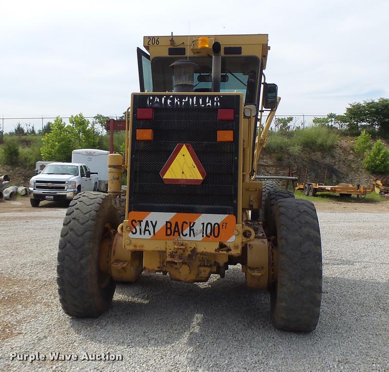 image for item DB1348 2002 Caterpillar 12H motor grader