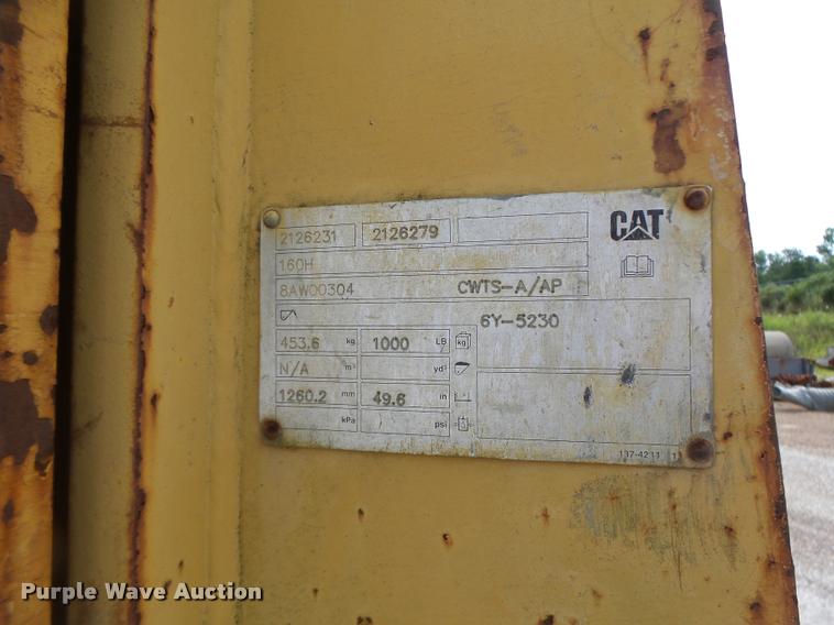image for item DB1348 2002 Caterpillar 12H motor grader