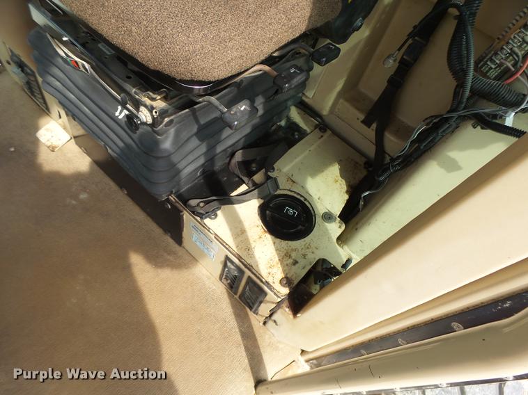 image for item DB1348 2002 Caterpillar 12H motor grader