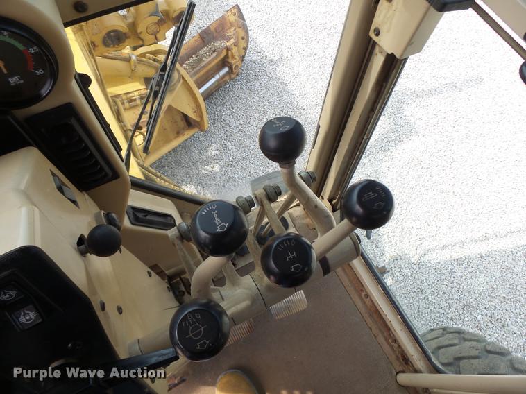 image for item DB1348 2002 Caterpillar 12H motor grader