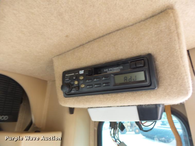 image for item DB1348 2002 Caterpillar 12H motor grader