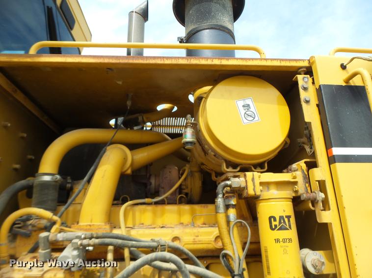 image for item DB1348 2002 Caterpillar 12H motor grader