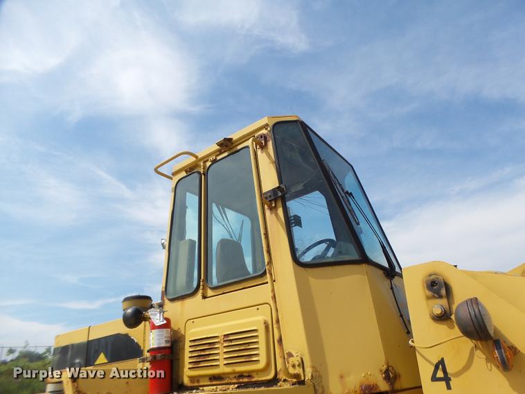 image for item DB1349 1992 Caterpillar 926E wheel loader