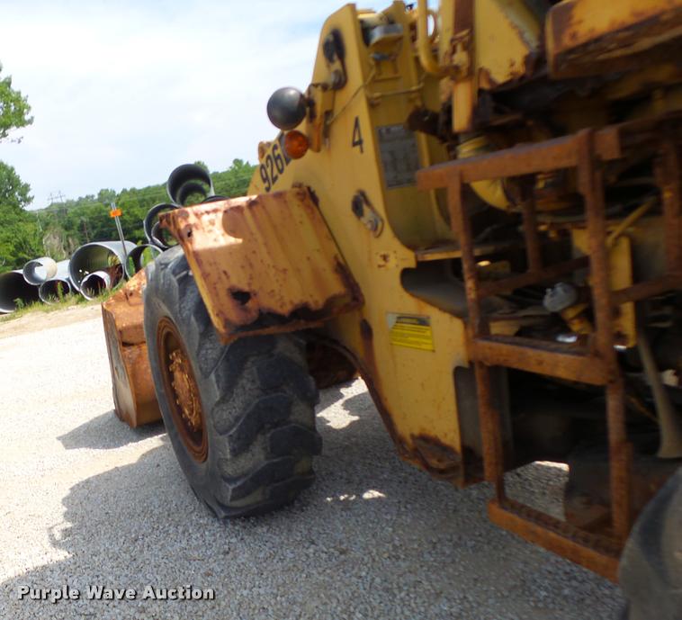 image for item DB1349 1992 Caterpillar 926E wheel loader