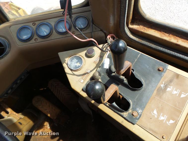 image for item DB1349 1992 Caterpillar 926E wheel loader