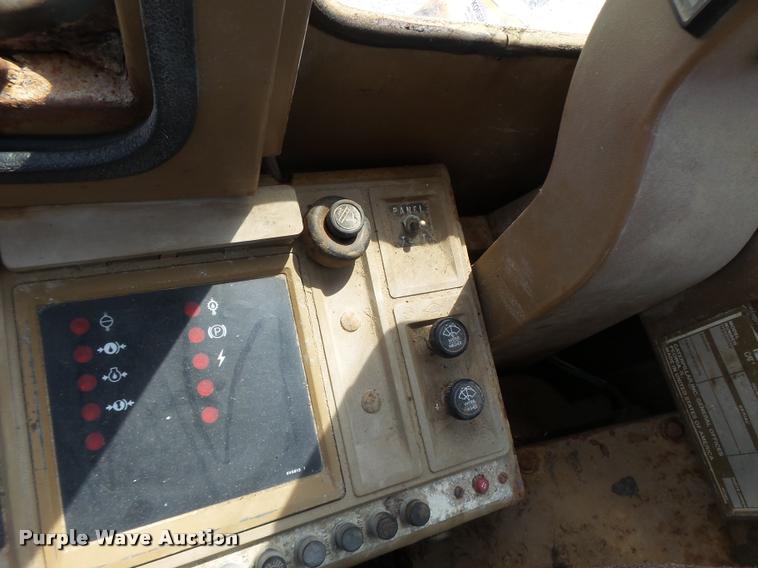 image for item DB1349 1992 Caterpillar 926E wheel loader