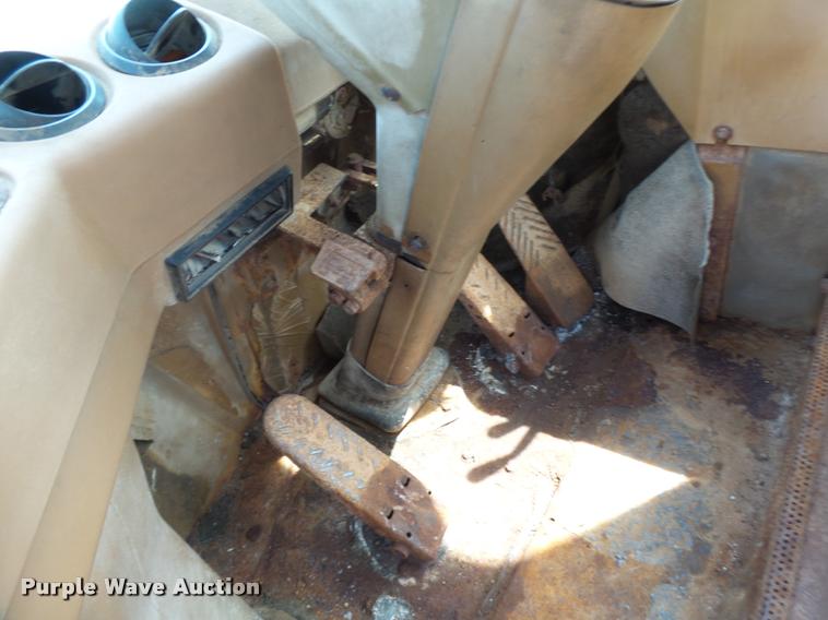 image for item DB1349 1992 Caterpillar 926E wheel loader