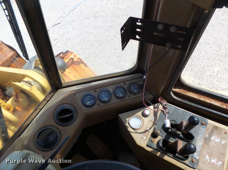 image for item DB1349 1992 Caterpillar 926E wheel loader