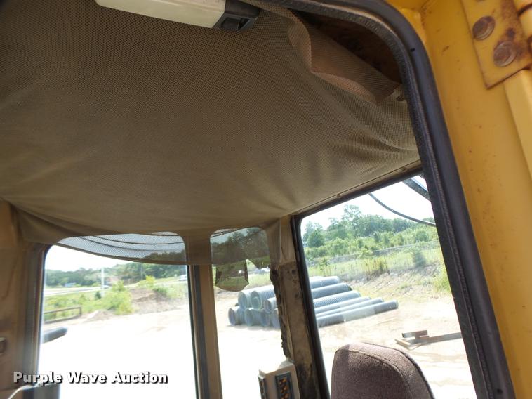 image for item DB1349 1992 Caterpillar 926E wheel loader