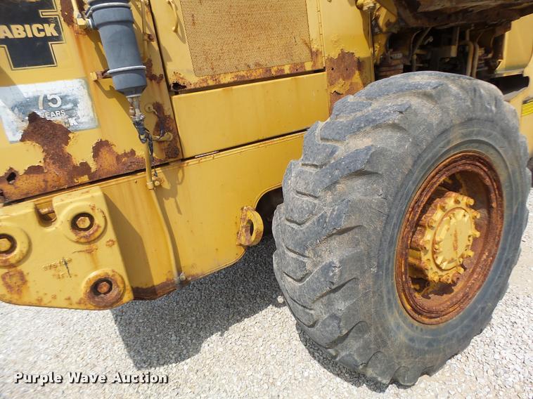 image for item DB1349 1992 Caterpillar 926E wheel loader