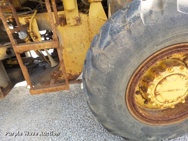 image for item DB1349 1992 Caterpillar 926E wheel loader