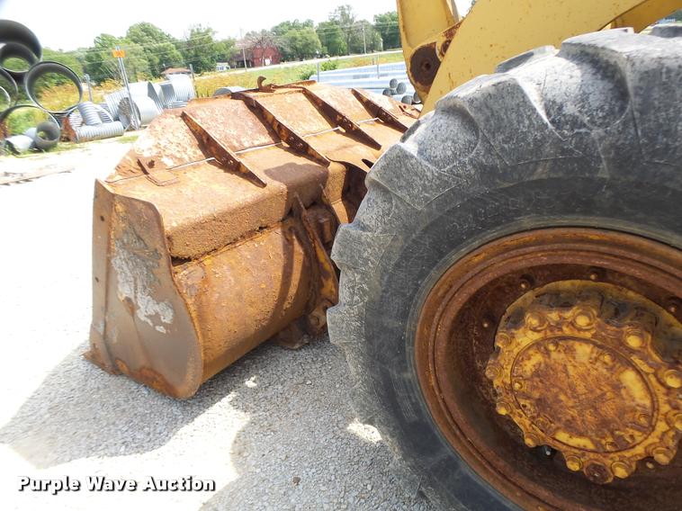 image for item DB1349 1992 Caterpillar 926E wheel loader