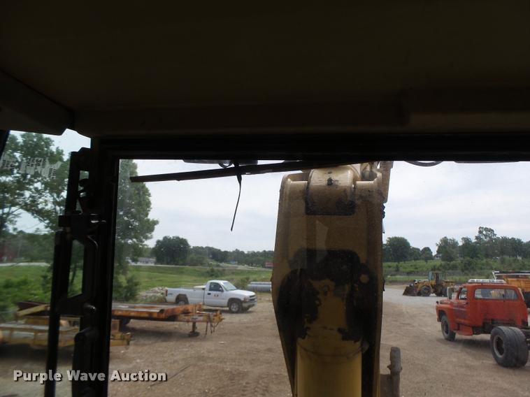 image for item DB1350 2000 Caterpillar 426C backhoe