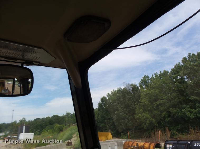 image for item DB1350 2000 Caterpillar 426C backhoe