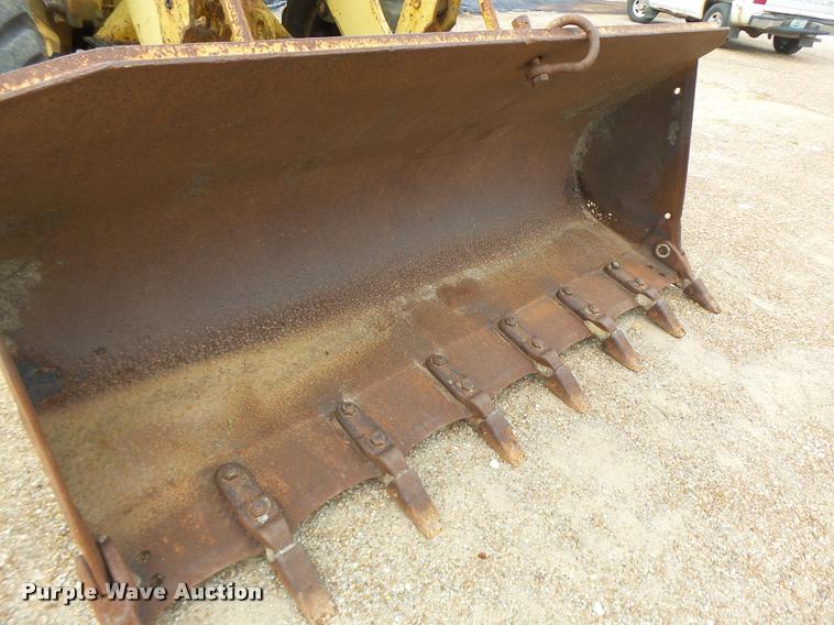 image for item DB1352 1969 Caterpillar 920 wheel loader