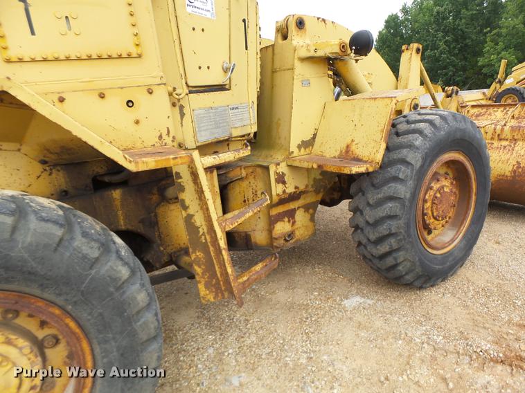 image for item DB1352 1969 Caterpillar 920 wheel loader