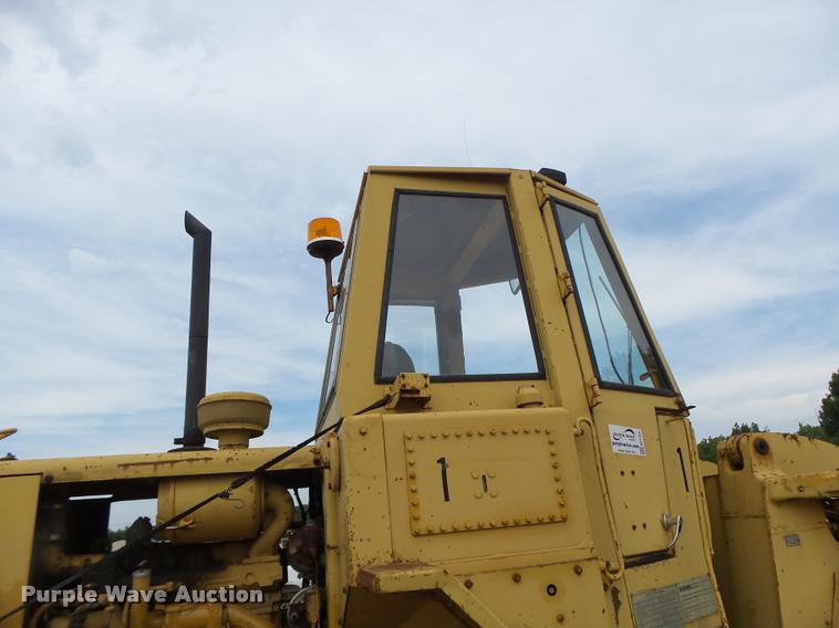 image for item DB1352 1969 Caterpillar 920 wheel loader