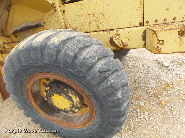 image for item DB1352 1969 Caterpillar 920 wheel loader