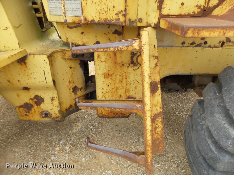 image for item DB1352 1969 Caterpillar 920 wheel loader