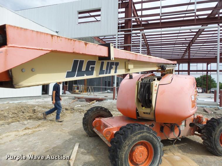 image for item DB5774 1998 JLG 600A boom lift