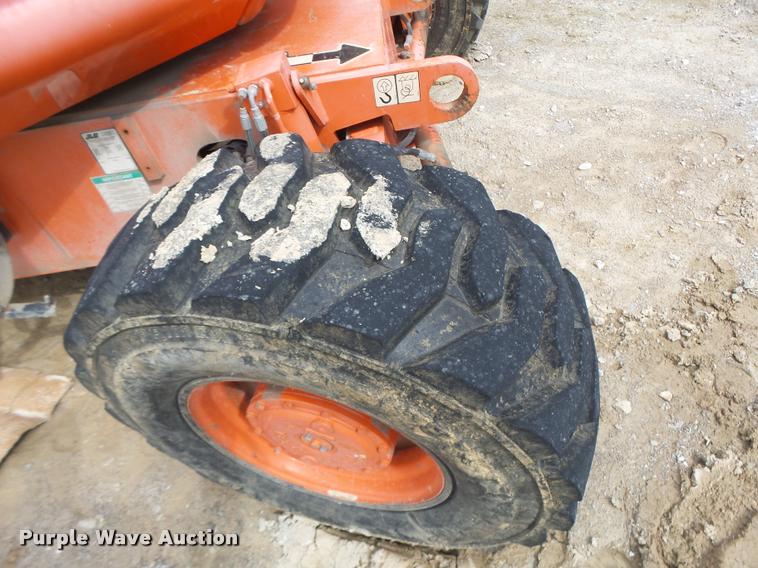 image for item DB5774 1998 JLG 600A boom lift