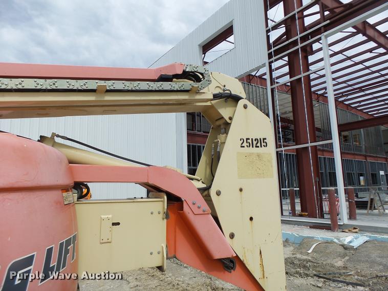 image for item DB5774 1998 JLG 600A boom lift