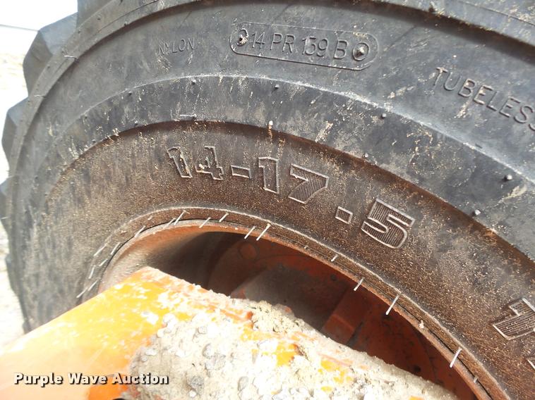 image for item DB5774 1998 JLG 600A boom lift