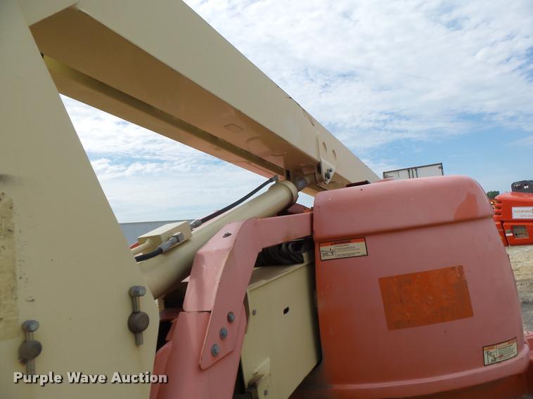 image for item DB5774 1998 JLG 600A boom lift