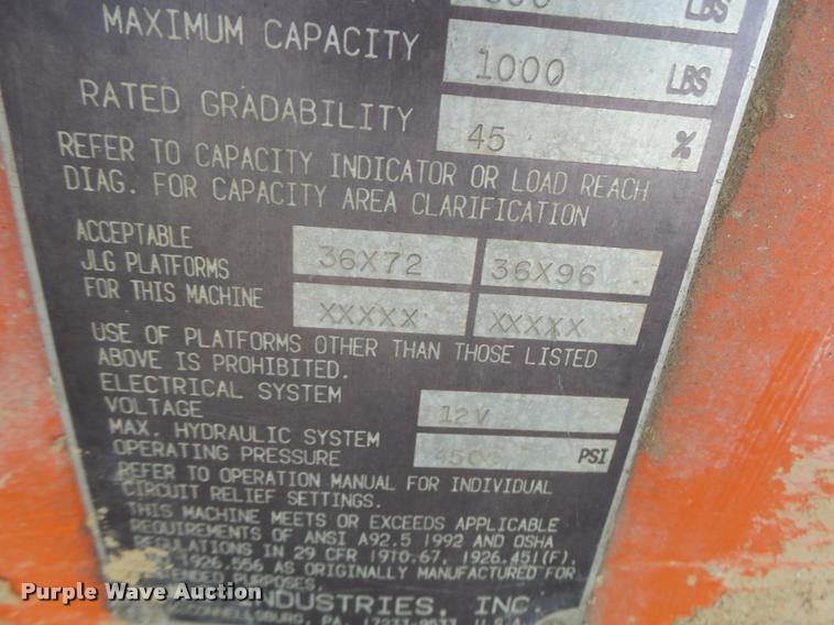 image for item DB5774 1998 JLG 600A boom lift