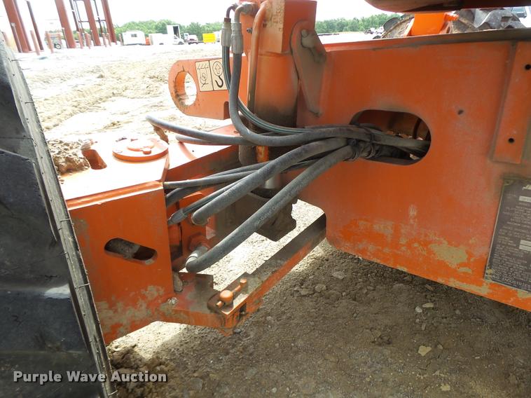 image for item DB5774 1998 JLG 600A boom lift