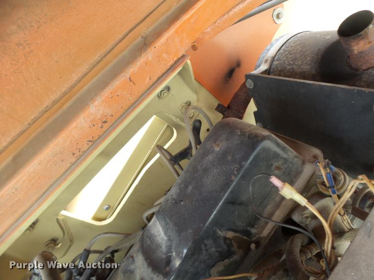 image for item DB5774 1998 JLG 600A boom lift