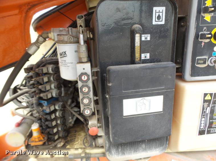 image for item DB5774 1998 JLG 600A boom lift