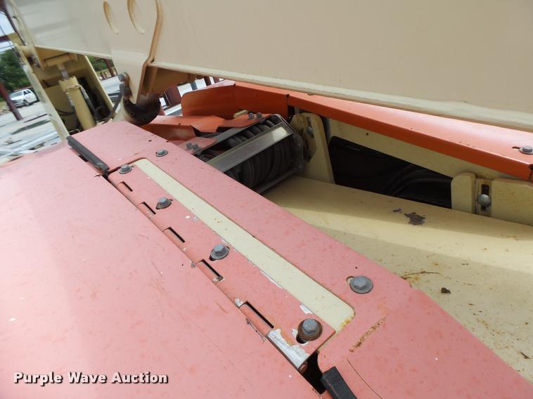 image for item DB5774 1998 JLG 600A boom lift