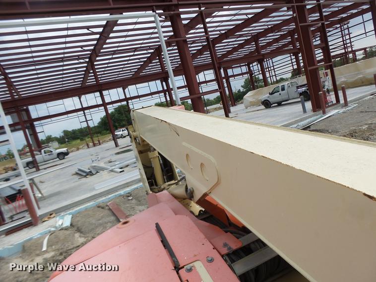 image for item DB5774 1998 JLG 600A boom lift