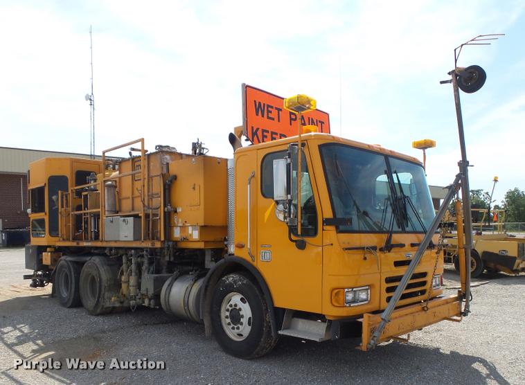 image for item DB7471 2003 Sterling Condor paint striper truck